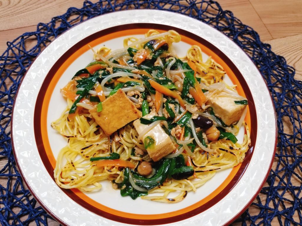 社食惣菜アレンジレシピ「麻婆厚揚げのカタ焼きそば」