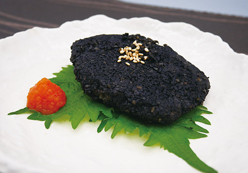 社食惣菜の食べ合せ「漆黒の利休焼き」