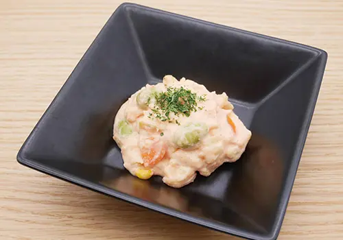 ワンコインで社食！めんたいポテトサラダ