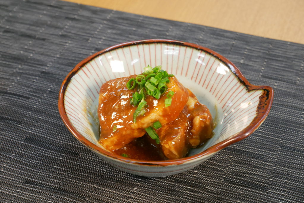 社食惣菜の食べ合せ「もちもち豚の角煮」