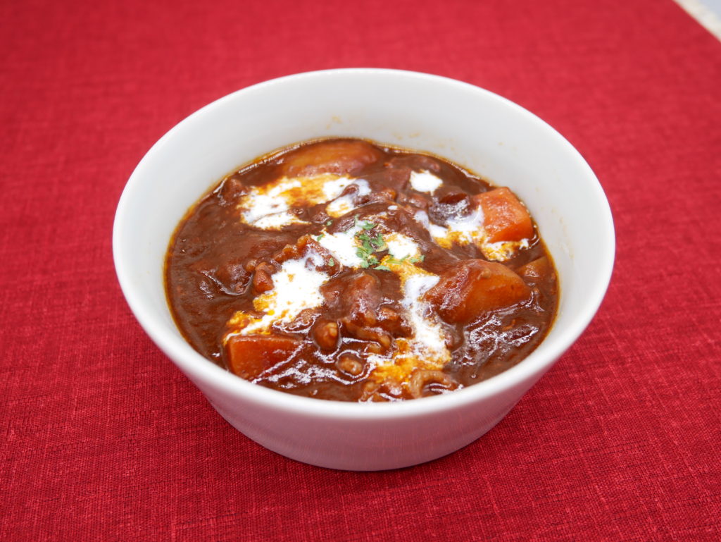 社食惣菜のアレンジ「本格濃厚ハッシュドビーフシチュー」