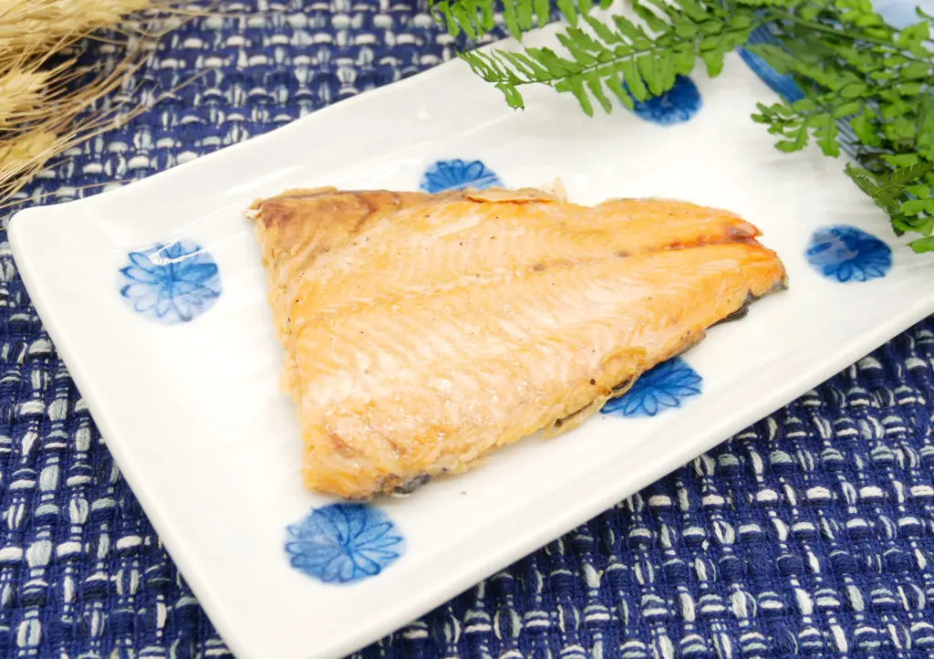 春が旬！食事補助:さくらます塩焼き