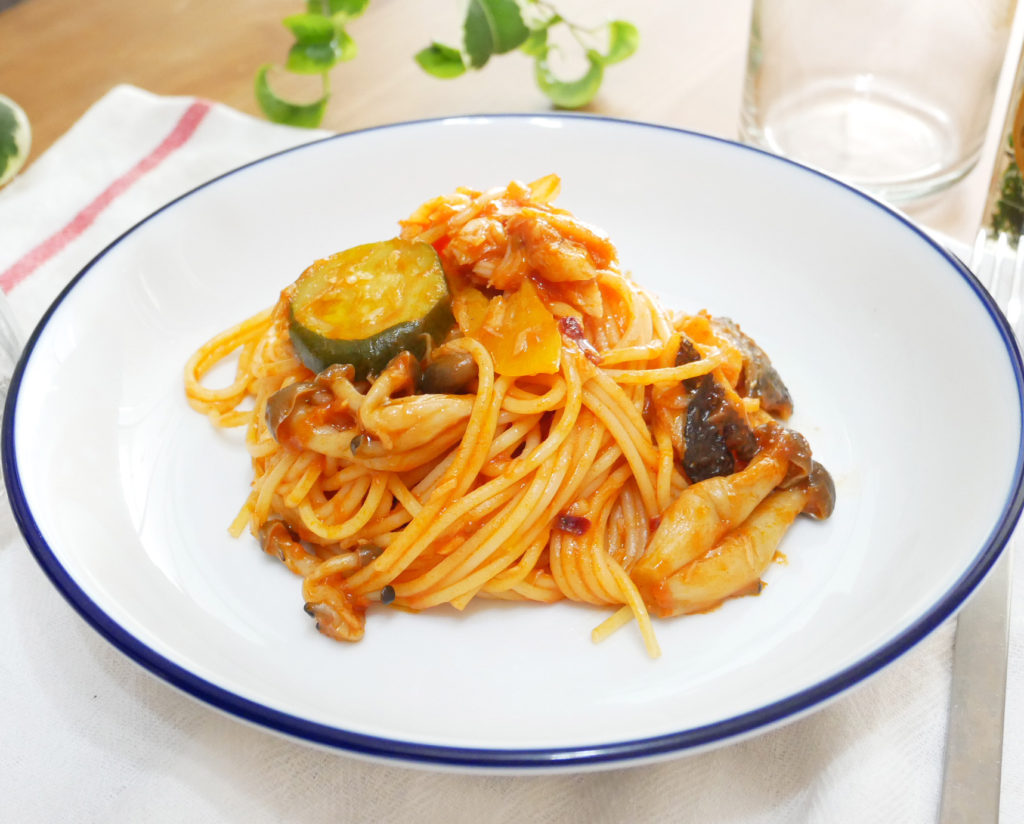 社食惣菜アレンジレシピ「」彩り野菜のアラビアータ」