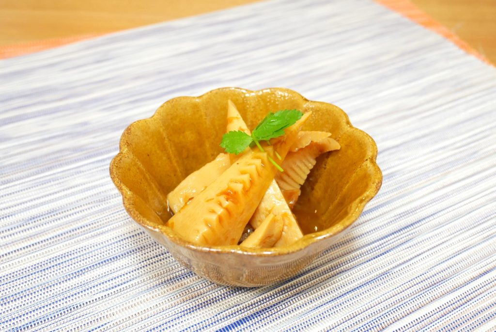 社食惣菜の食べ合せ「旬のたけのこ煮」