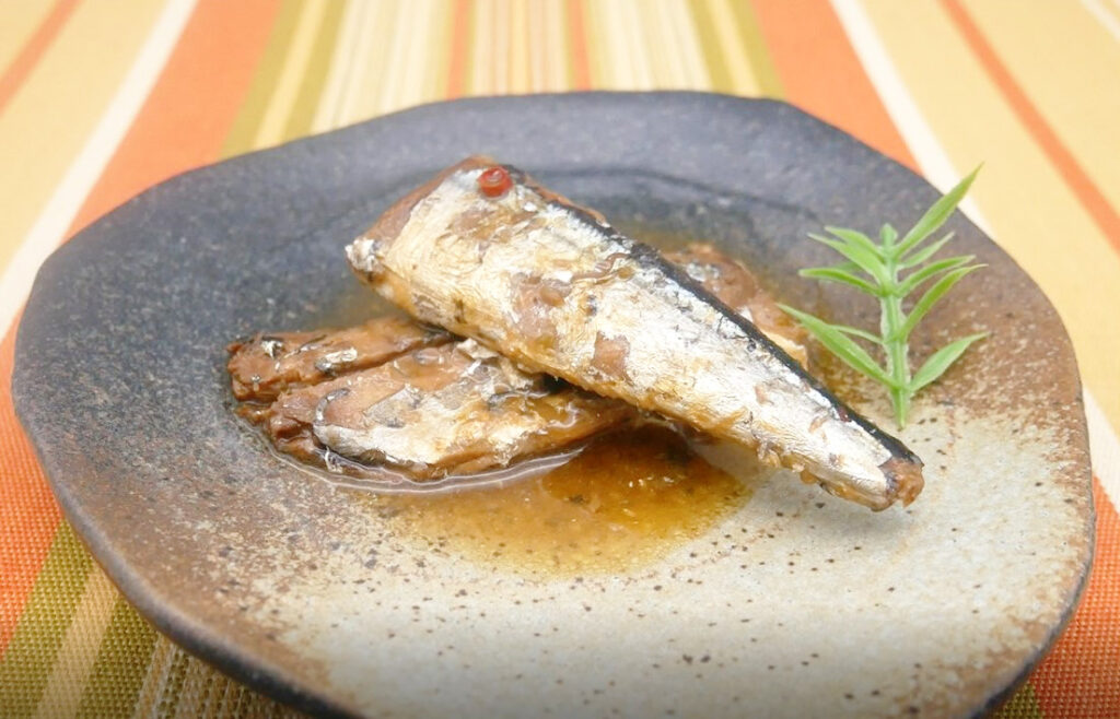 社食惣菜の食べ合せ「国産さんまの梅酢煮」