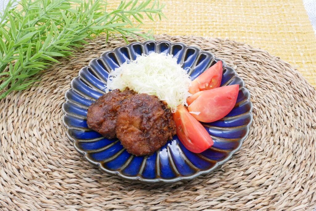 昼食補助の味わい深いカツで「午後も頑張る！」を応援★