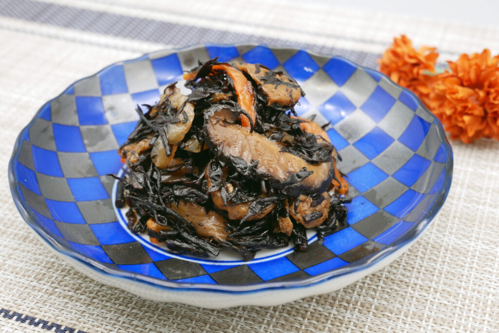 社食惣菜の食べ合せ「コク旨ひじきの煮物」