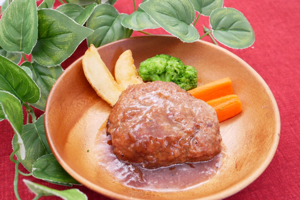 社食惣菜アレンジメニュー「シャリアピンソースハンバーグPREMIUM」